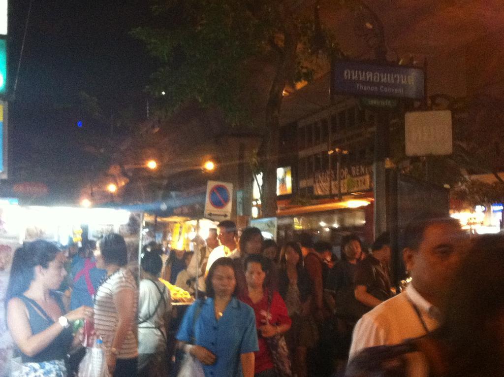 Hostel Smile Society Bangkok Zewnętrze zdjęcie